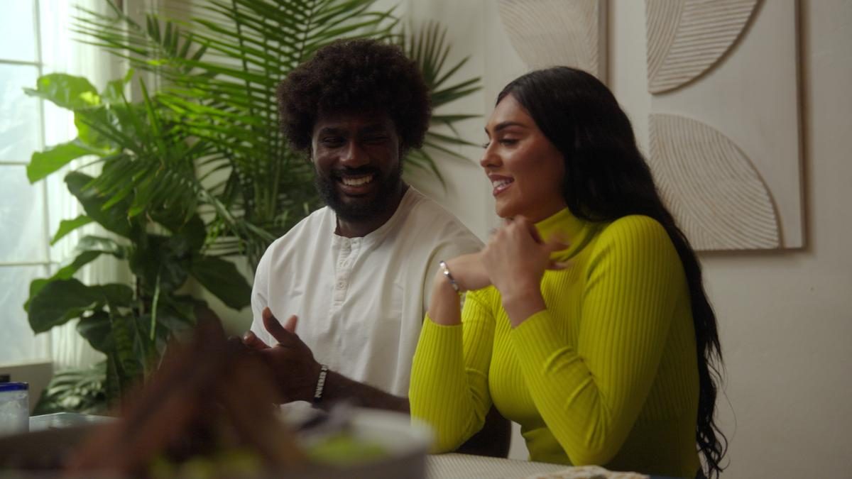 Delicious Dishes to Share Online episode